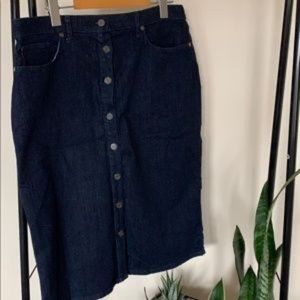 BANANA REPUBLIC, Jean skirt size 12.